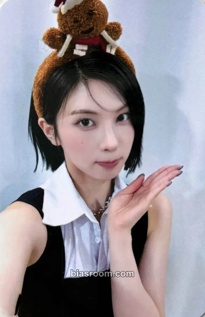 Bae Blue Valentine Photocard - NMIXX - NMIXX K-pop photocard