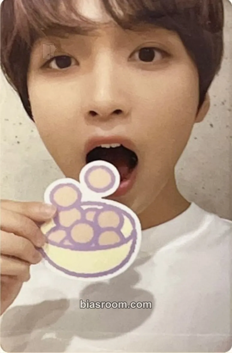 Haechan SANRIO x NCT Photocard - NCT - NCT K-pop photocard
