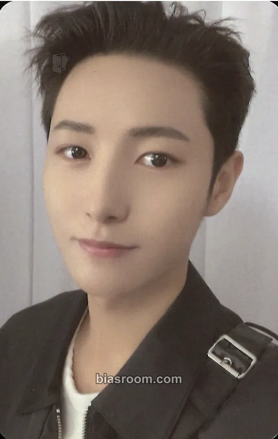 Renjun SANRIO x NCT Photocard - NCT - NCT K-pop photocard