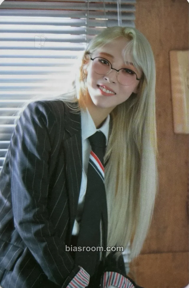 MAMAMOO - Moonbyul - White Wind Album album photocard