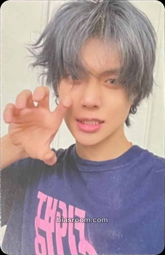 Yeonjun NO LABELS: PART 01 Photocard - TOMORROW X TOGETHER - TOMORROW X TOGETHER K-pop photocard