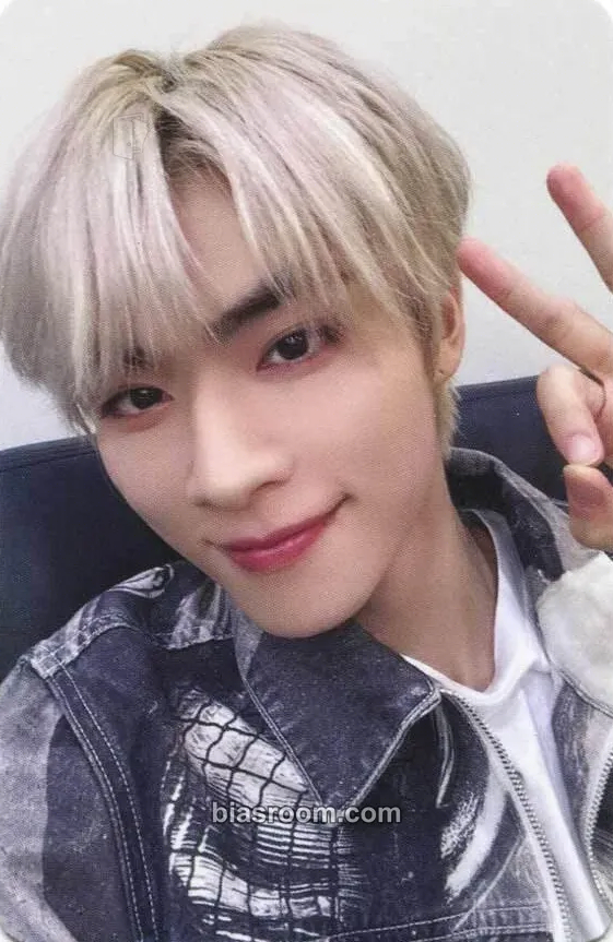 Xiaojun Give Me That Photocard - WayV - WayV K-pop photocard