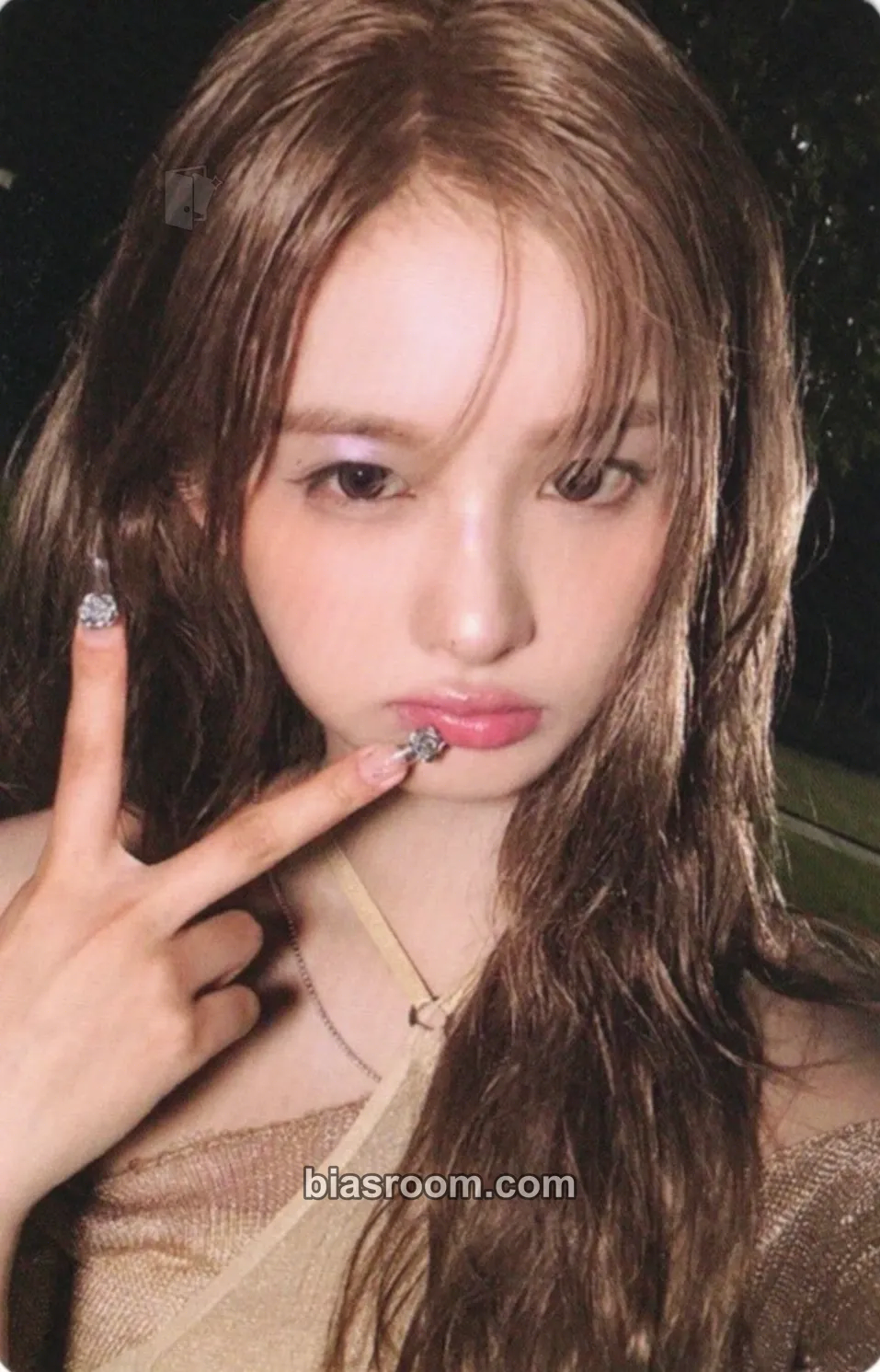 Sullyoon Blue Valentine Photocard - NMIXX - NMIXX K-pop photocard