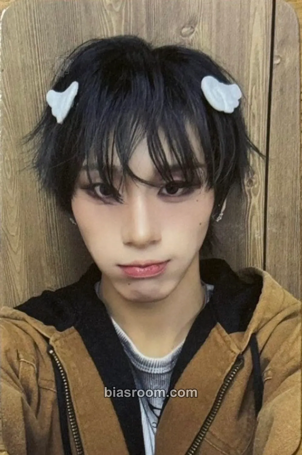 Haru UXLXVE Photocard - XLOV - XLOV K-pop photocard
