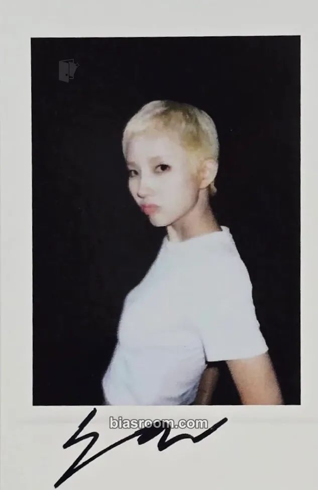 Soyeon We are Photocard - i-dle - i-dle K-pop photocard