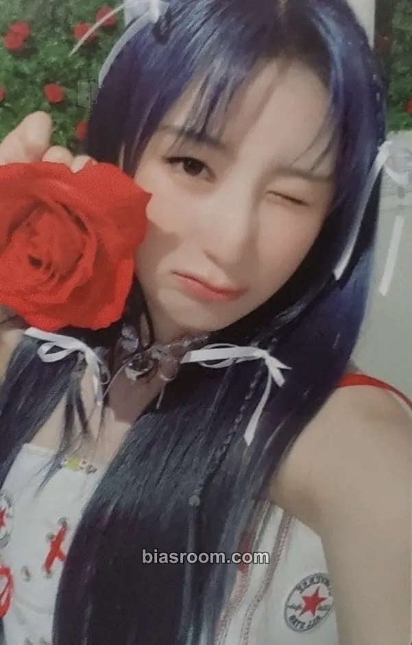 Lee Chaeyeon The Move: Street Photocard - Lee Chaeyeon K-pop photocard
