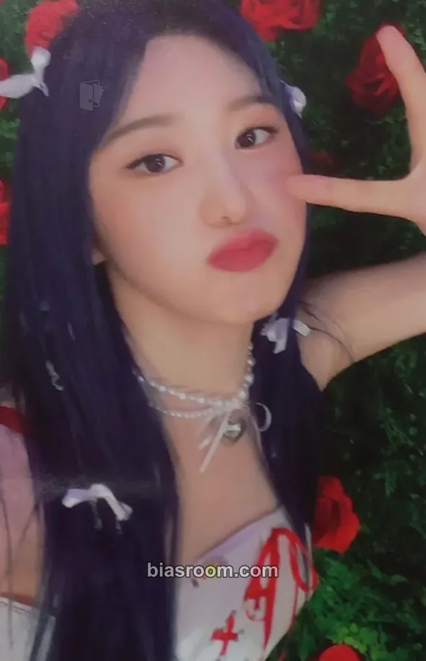 Lee Chaeyeon The Move: Street Photocard - Lee Chaeyeon K-pop photocard