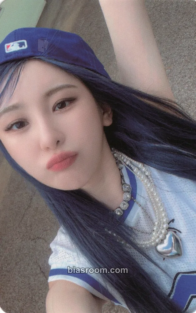 Lee Chaeyeon The Move: Street Photocard - Lee Chaeyeon K-pop photocard