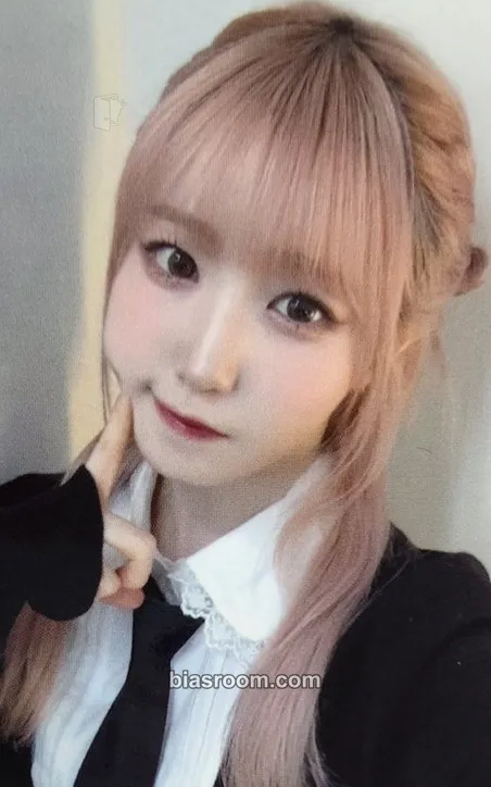 Hitomi SAY MY NAME Photocard - SAY MY NAME K-pop photocard