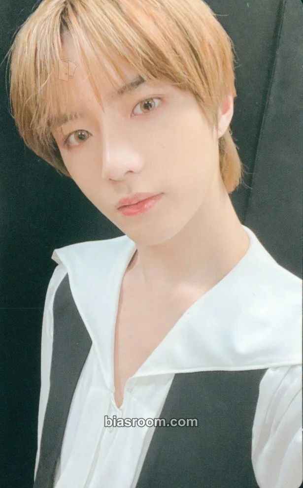 Beomgyu Memories - Third Story (DVD and Digital Code) Photocard - TOMORROW X TOGETHER - TOMORROW X TOGETHER K-pop photocard