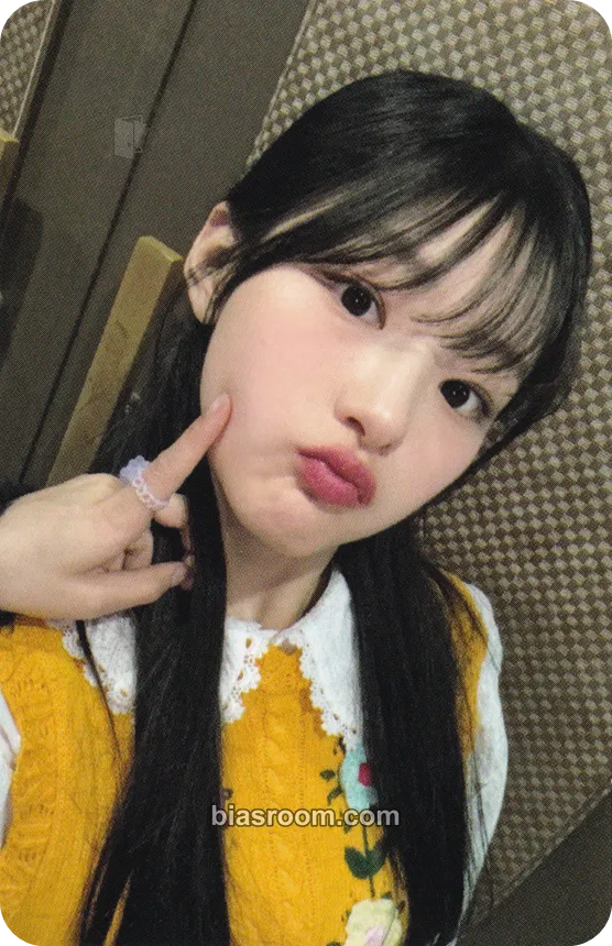Haneul Born to be XX Photocard - KISS OF LIFE - KISS OF LIFE K-pop photocard