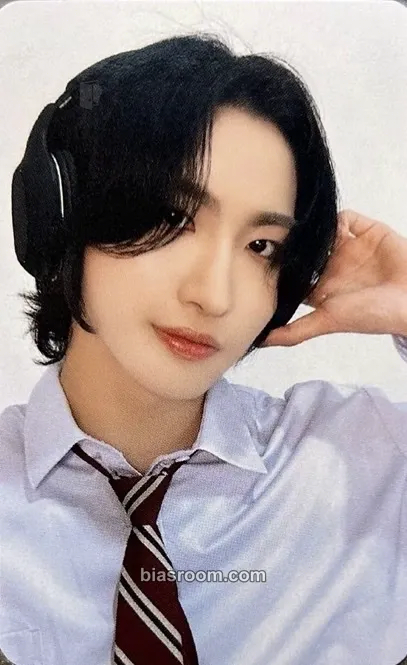 Seonghwa THE WORLD EP.FIN : WILL Photocard - ATEEZ - ATEEZ K-pop photocard