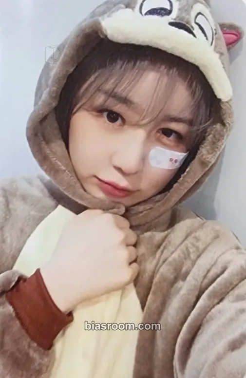 Lee Chaeyeon The Move: Street Photocard - Lee Chaeyeon K-pop photocard