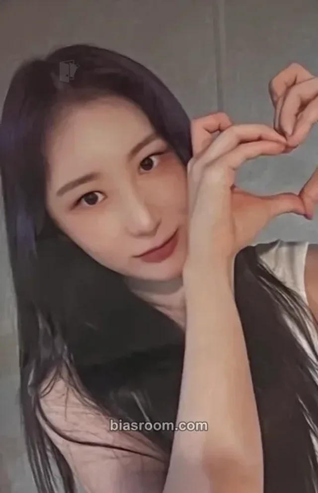 Lee Chaeyeon - Lee Chaeyeon - The Move: Street Album fansign makestar