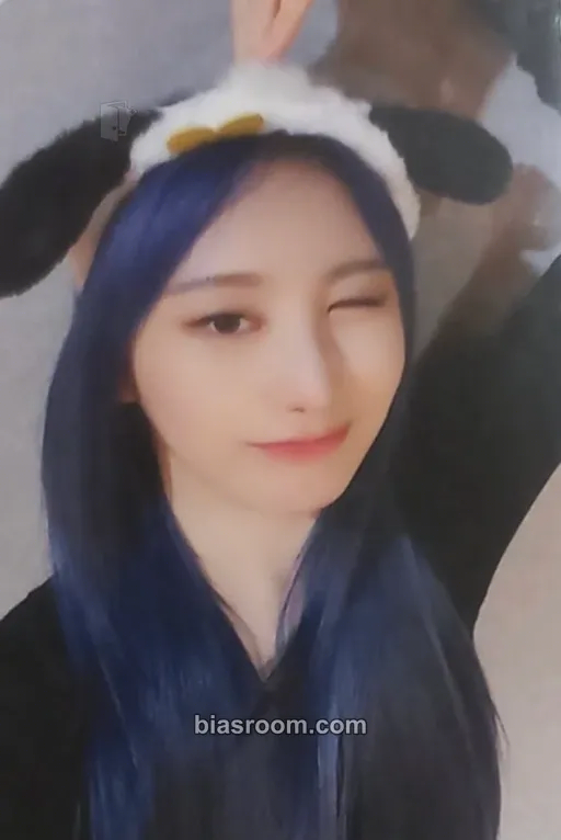 Lee Chaeyeon The Move: Street Photocard - Lee Chaeyeon K-pop photocard
