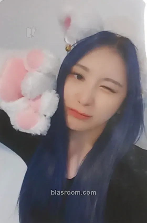 Lee Chaeyeon The Move: Street Photocard - Lee Chaeyeon K-pop photocard