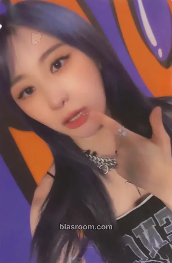 Lee Chaeyeon The Move: Street Photocard - Lee Chaeyeon K-pop photocard