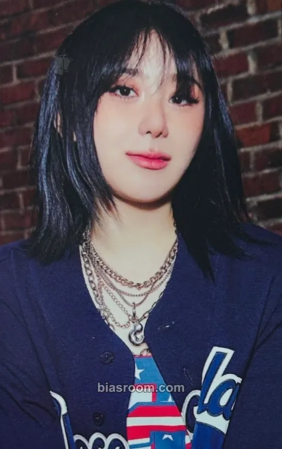 Lee Chaeyeon SHOWDOWN Photocard - Lee Chaeyeon K-pop photocard