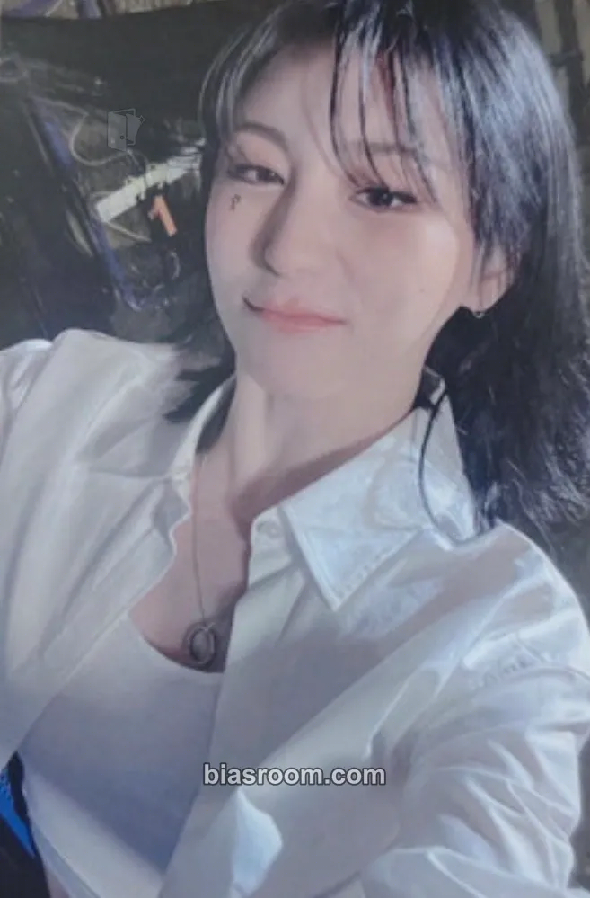 Lee Chaeyeon SHOWDOWN Photocard - Lee Chaeyeon K-pop photocard