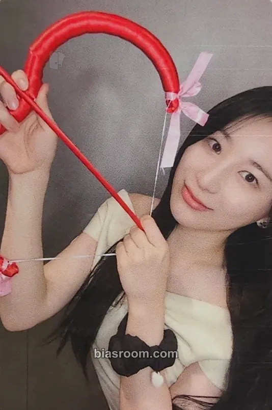 Lee Chaeyeon SHOWDOWN Photocard - Lee Chaeyeon K-pop photocard