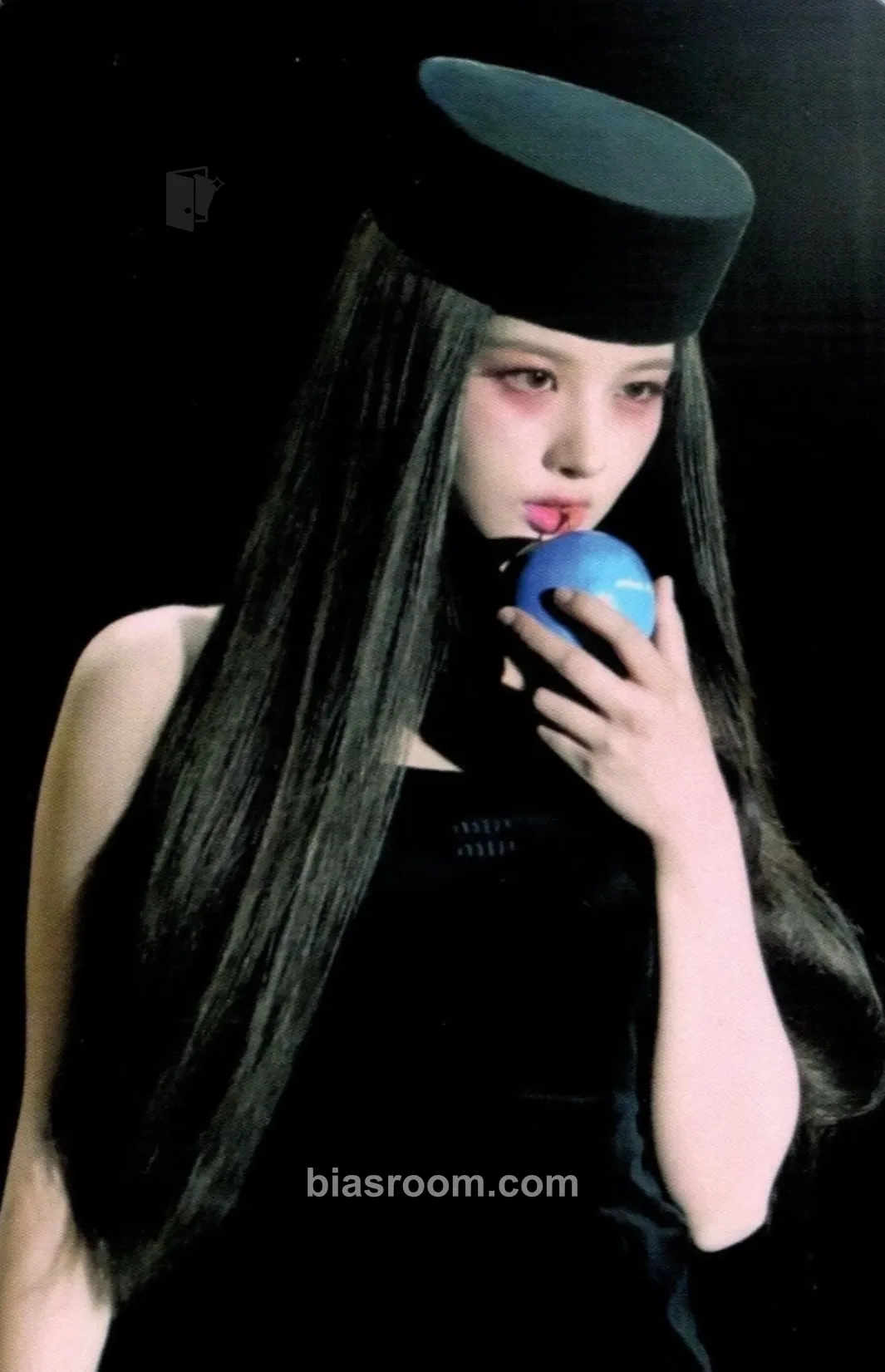 Sullyoon Blue Valentine Photocard - NMIXX - NMIXX K-pop photocard