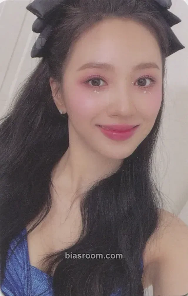 Cherry Bullet - Huh Jiwon - Cherry Dash Album fashion house version album photocard