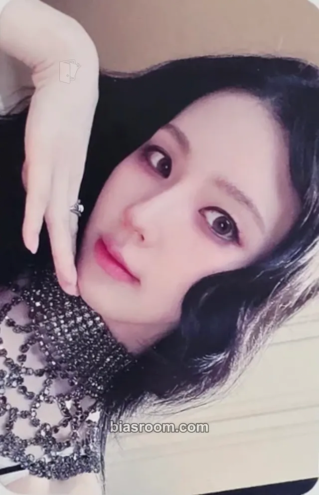 Miyeon MY, Lover Photocard - i-dle - i-dle K-pop photocard