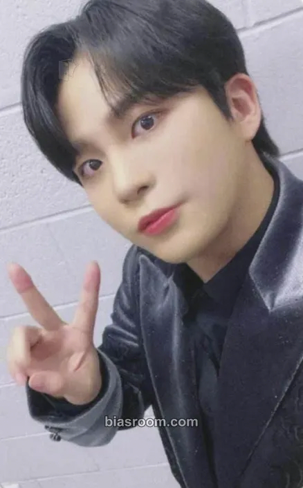 Jongho THE WORLD EP.FIN : WILL Photocard - ATEEZ - ATEEZ K-pop photocard
