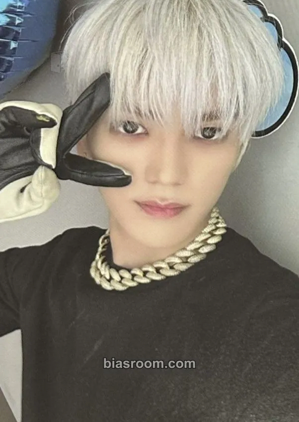 Taeyong 2 BADDIES MD Photocard - NCT 127 - NCT 127 K-pop photocard