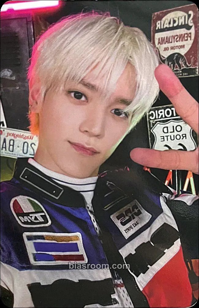 Taeyong 2 Baddies Photocard - NCT 127 - NCT 127 K-pop photocard
