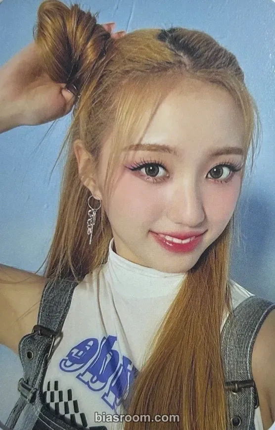 Yeseo DOUBLAST Photocard - Kep1er - Kep1er K-pop photocard