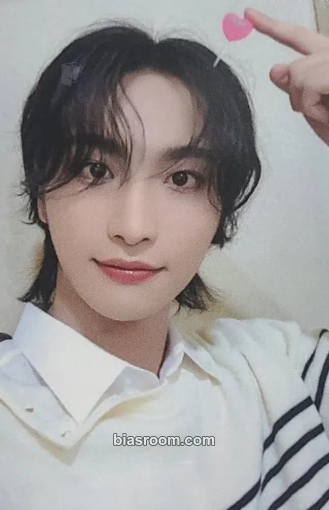 Seonghwa THE WORLD EP.FIN : WILL Photocard - ATEEZ - ATEEZ K-pop photocard