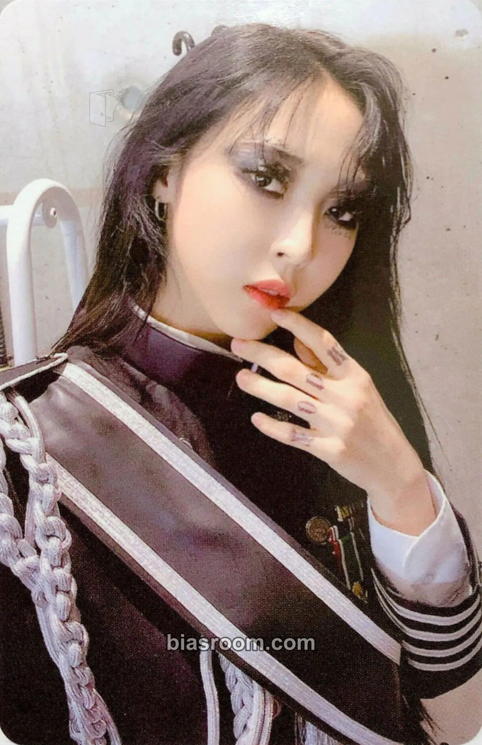 Moonbyul Dark Side of the Moon Photocard - MAMAMOO - MAMAMOO K-pop photocard