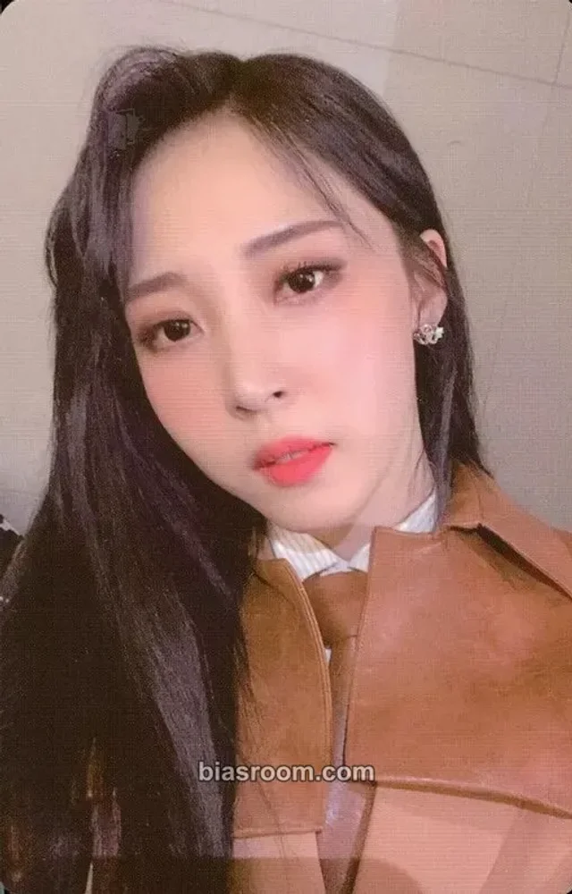 Moonbyul MAMAMOO Dark Side of the Moon (Moonbyul) K-pop photocard