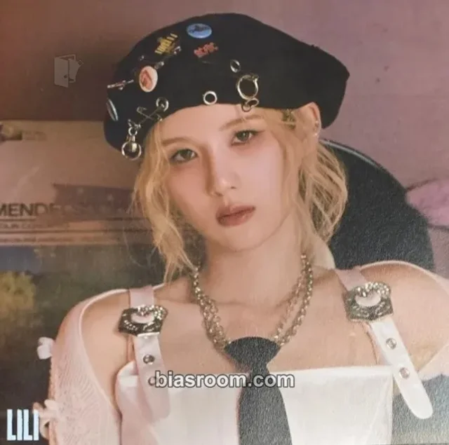 GENBLUE - Lili - Act Like That Album postcard album inclusion