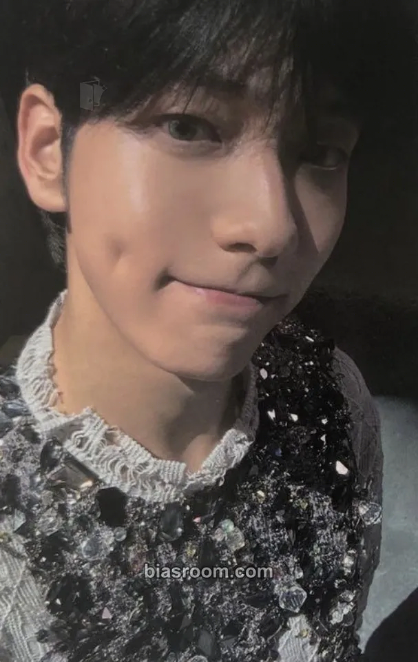 Soobin The Name Chapter: Freefall Photocard - TOMORROW X TOGETHER - TOMORROW X TOGETHER K-pop photocard