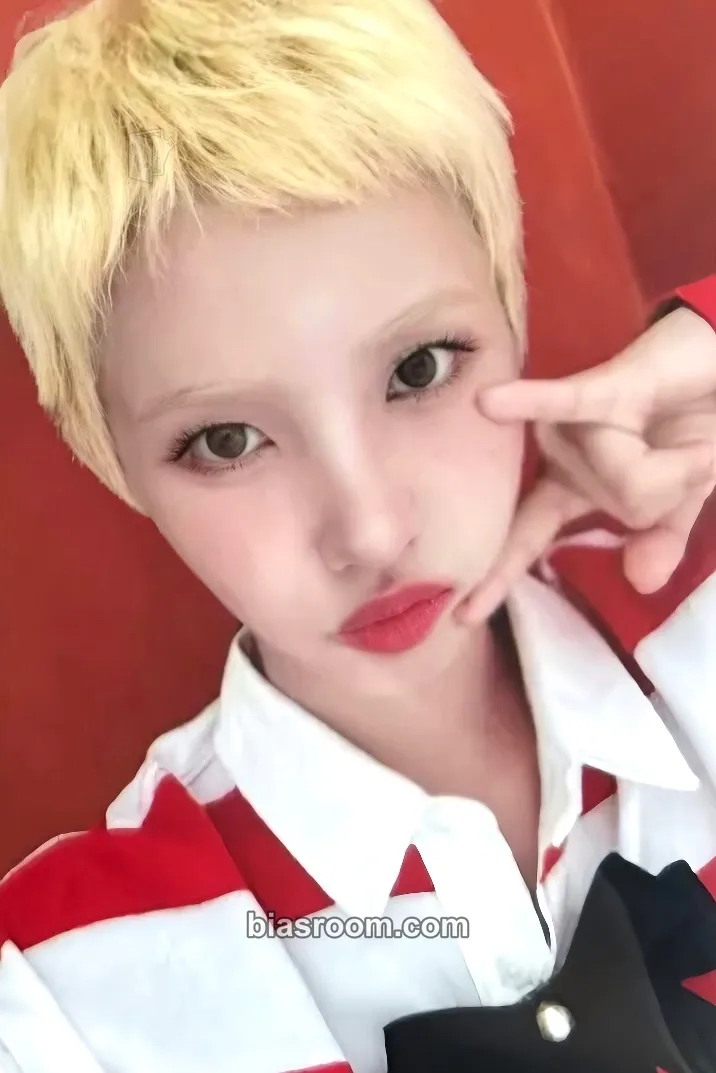 Soyeon We are Photocard - i-dle - i-dle K-pop photocard