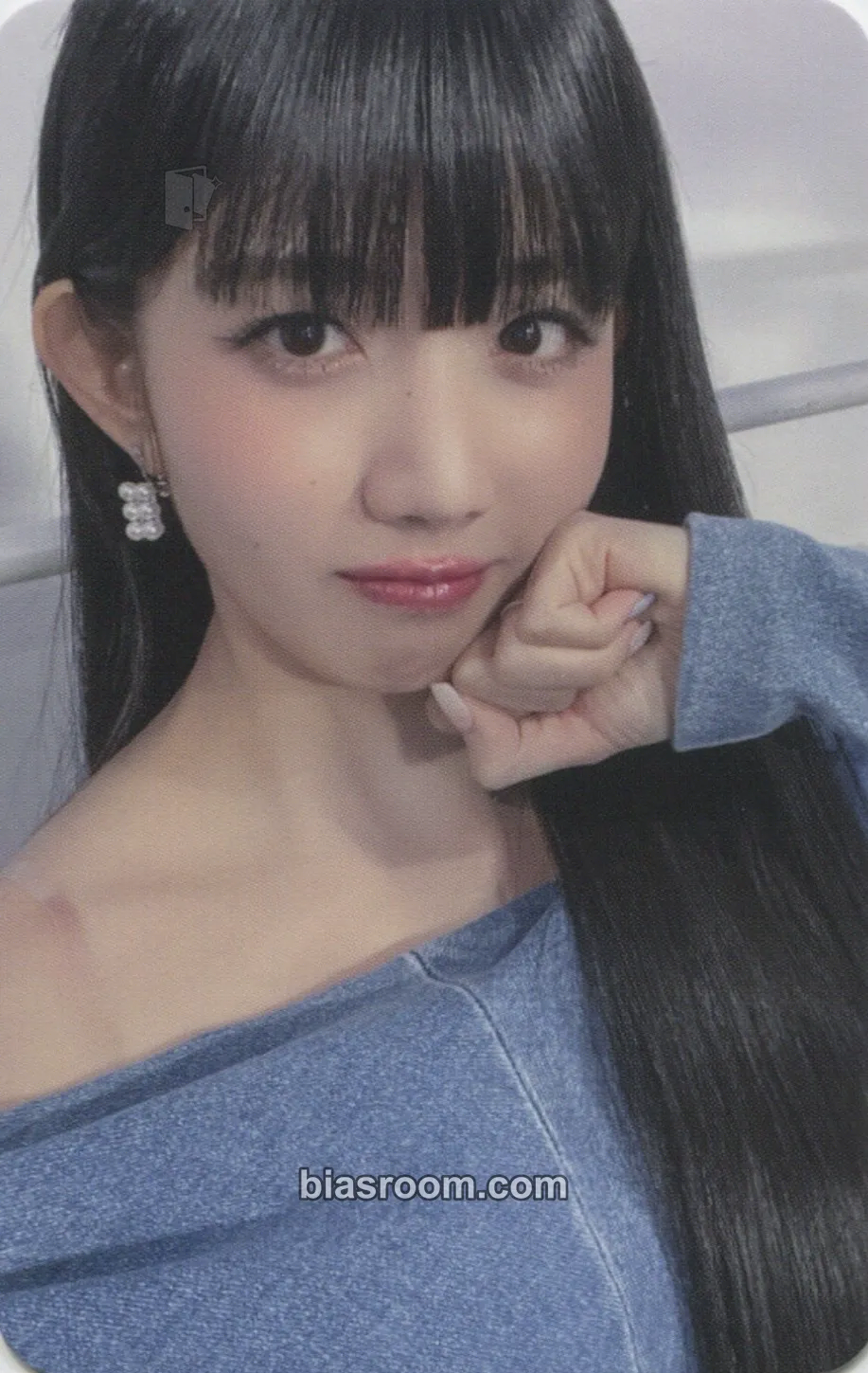 Yuju Cherry Dash Photocard - Cherry Bullet - Cherry Bullet K-pop photocard