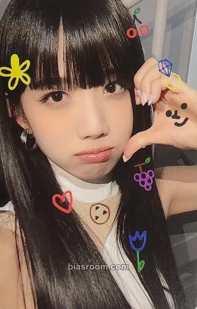 Yuju Cherry Dash Photocard - Cherry Bullet - Cherry Bullet K-pop photocard