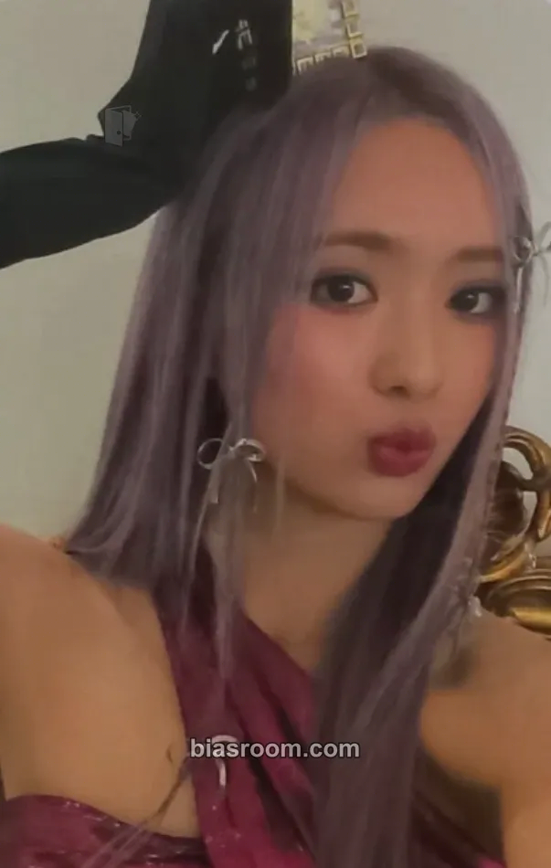May Cherry Dash Photocard - Cherry Bullet - Cherry Bullet K-pop photocard