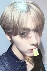 Yoon San-ha Chameleon (Yoon San-ha Solo) Photocard - ASTRO - ASTRO K-pop photocard