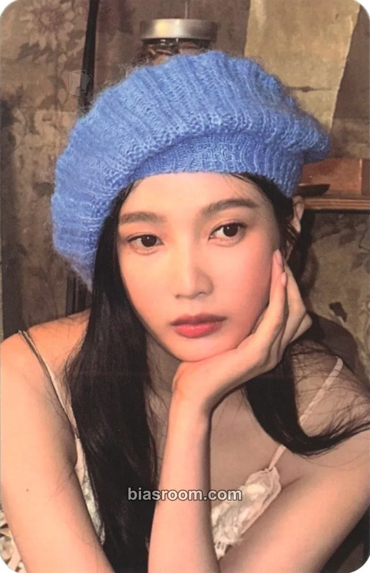 Joy Chill Kill Photocard - Red Velvet - Red Velvet K-pop photocard
