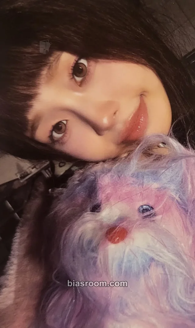 Chuu - Chuu - XO, My Cyberlove Album cyber version