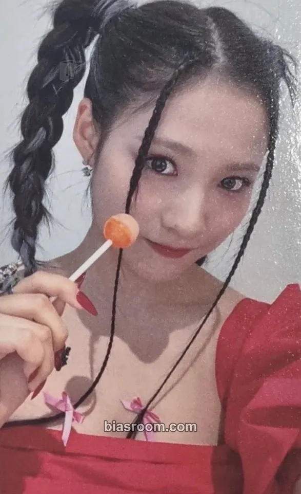 Remi Cherry Dash Photocard - Cherry Bullet - Cherry Bullet K-pop photocard