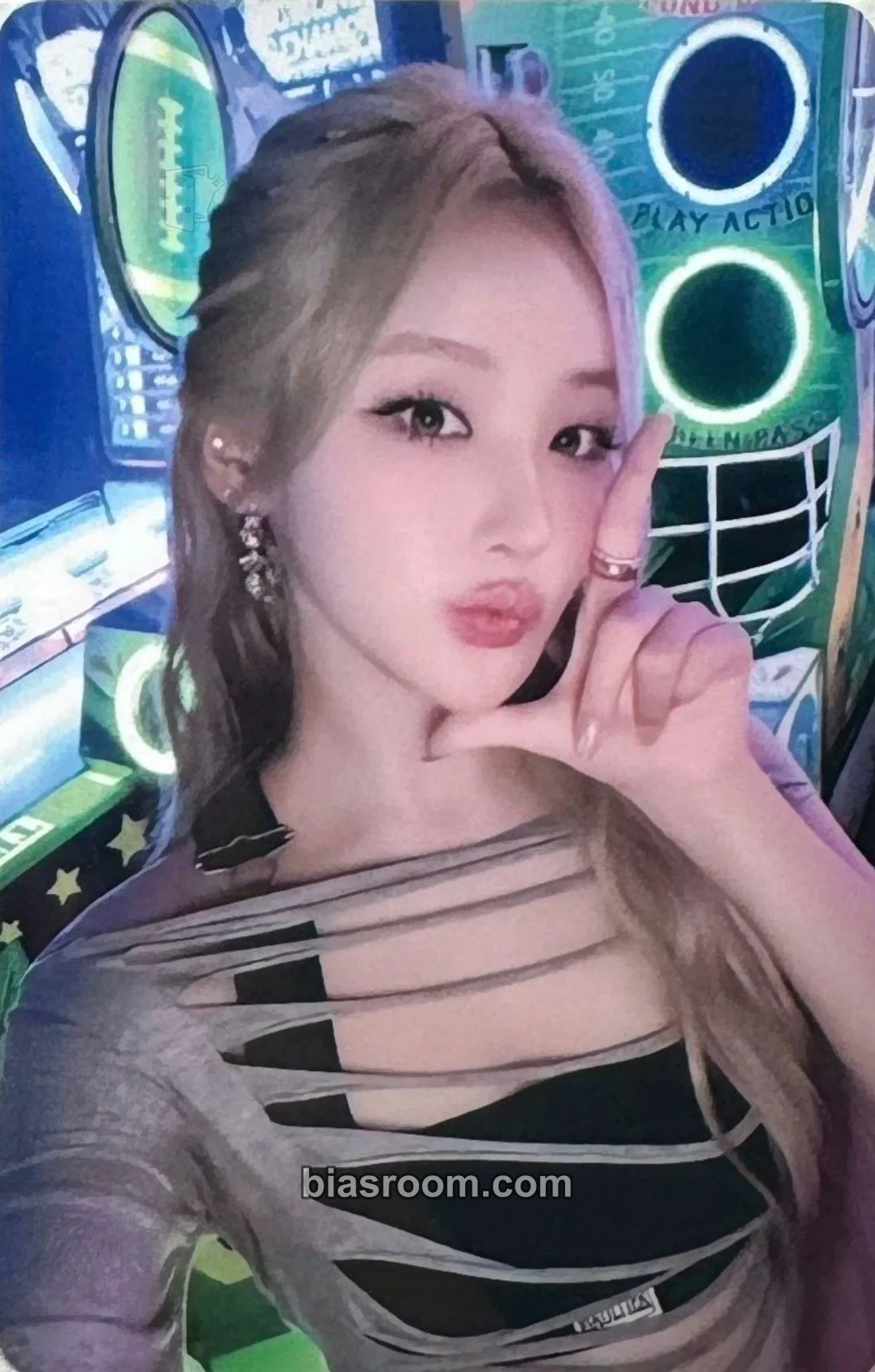 Belle Japan Debut Tour 'Lucky Day' Photocard - KISS OF LIFE - KISS OF LIFE K-pop photocard