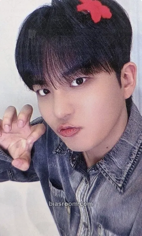 Jongho GOLDEN HOUR : Part.3 Photocard - ATEEZ - ATEEZ K-pop photocard