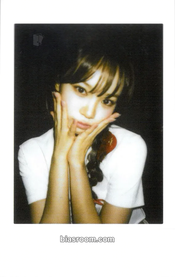 Kim Chaewon HOT Photocard - LE SSERAFIM - LE SSERAFIM K-pop photocard