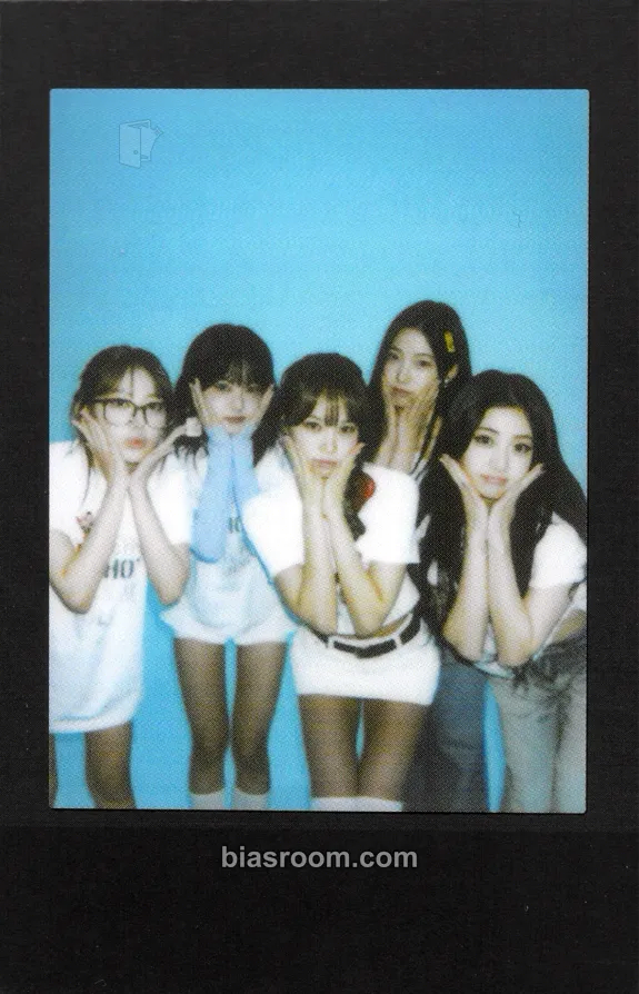 HOT Photocard - LE SSERAFIM - LE SSERAFIM K-pop photocard