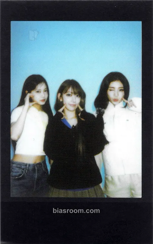 HOT Photocard - LE SSERAFIM - LE SSERAFIM K-pop photocard