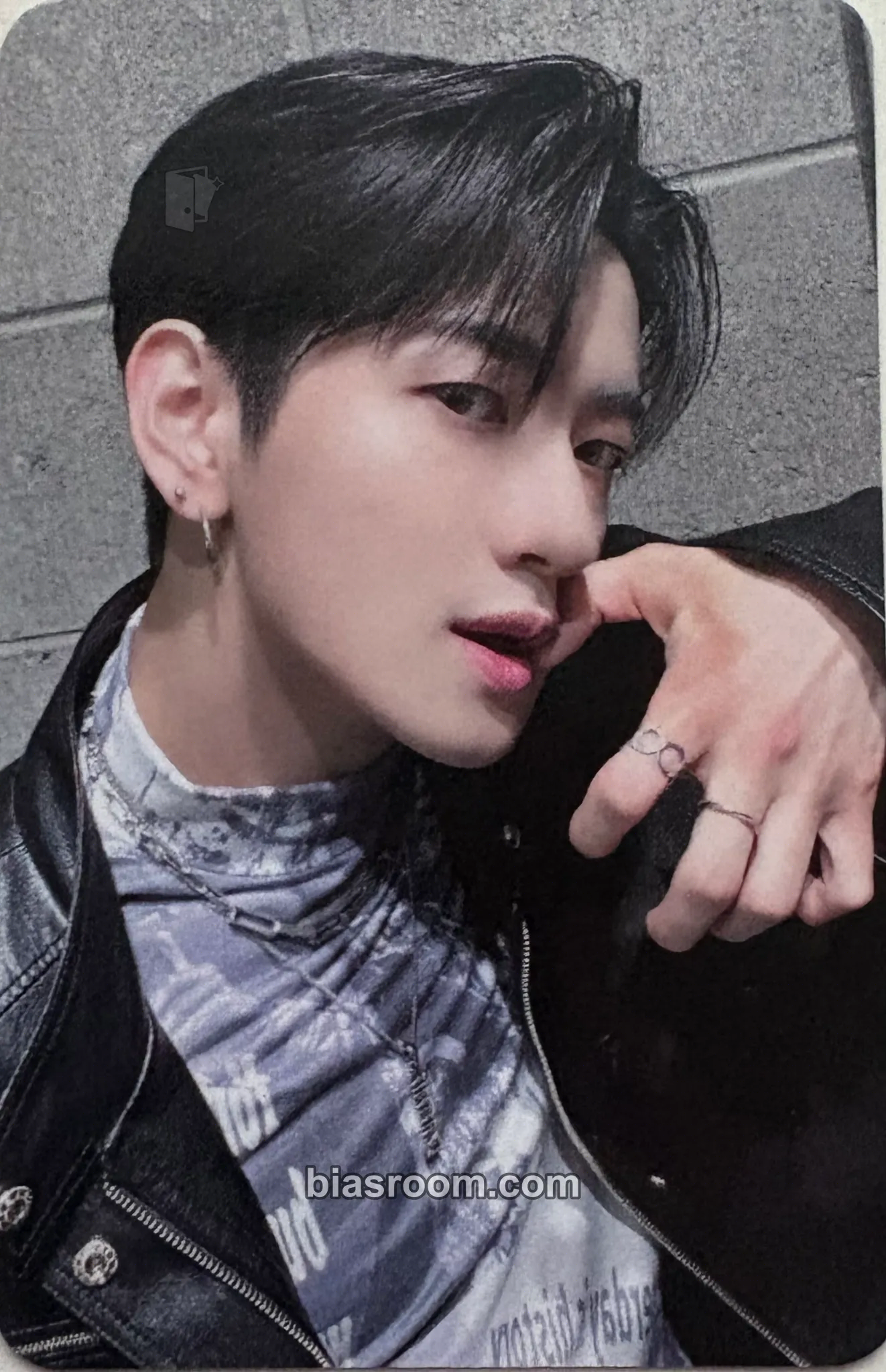 Yoonwoo BLUE SET Chapter 2. CHOICE Photocard - TRENDZ - TRENDZ K-pop photocard